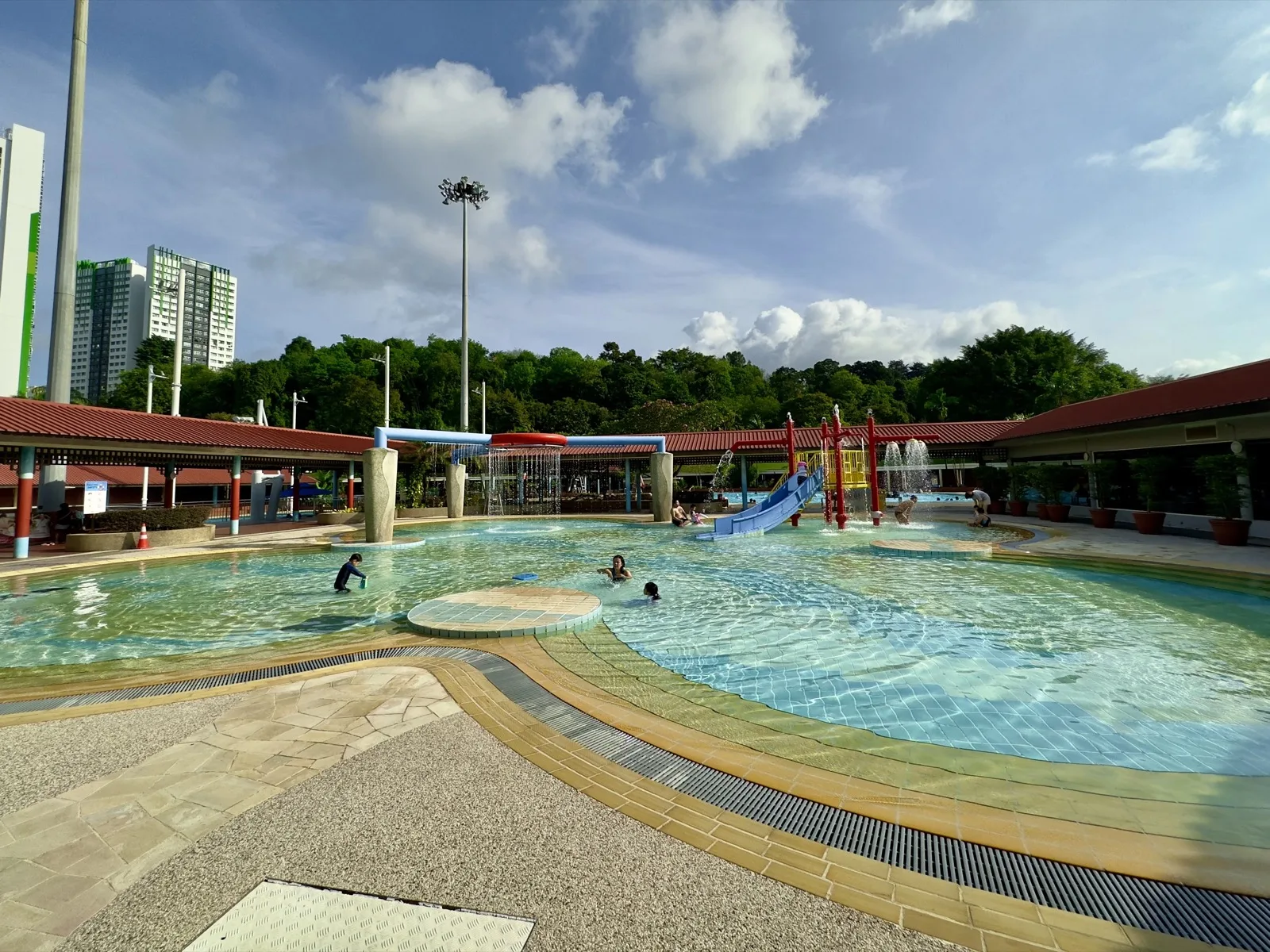 Woodlands Swimming Complex pool